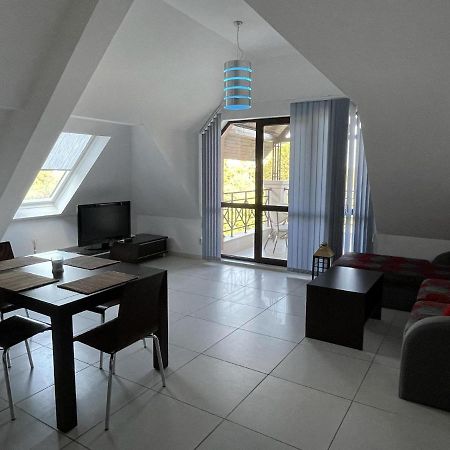 Stunning 2-Bed Apartment In Sea Resort Varna Saints Constantine and Helena Exterior photo