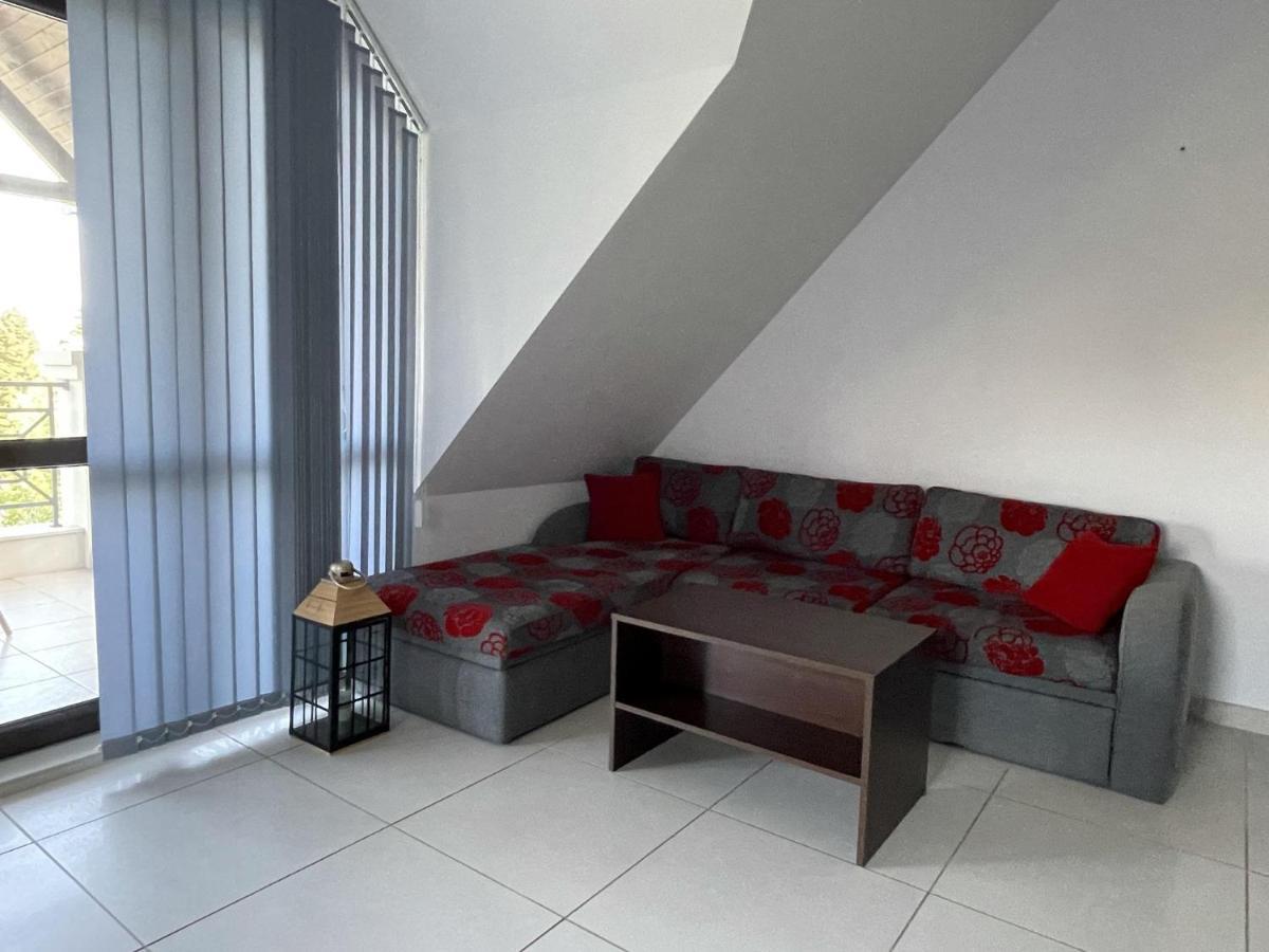 Stunning 2-Bed Apartment In Sea Resort Varna Saints Constantine and Helena Exterior photo